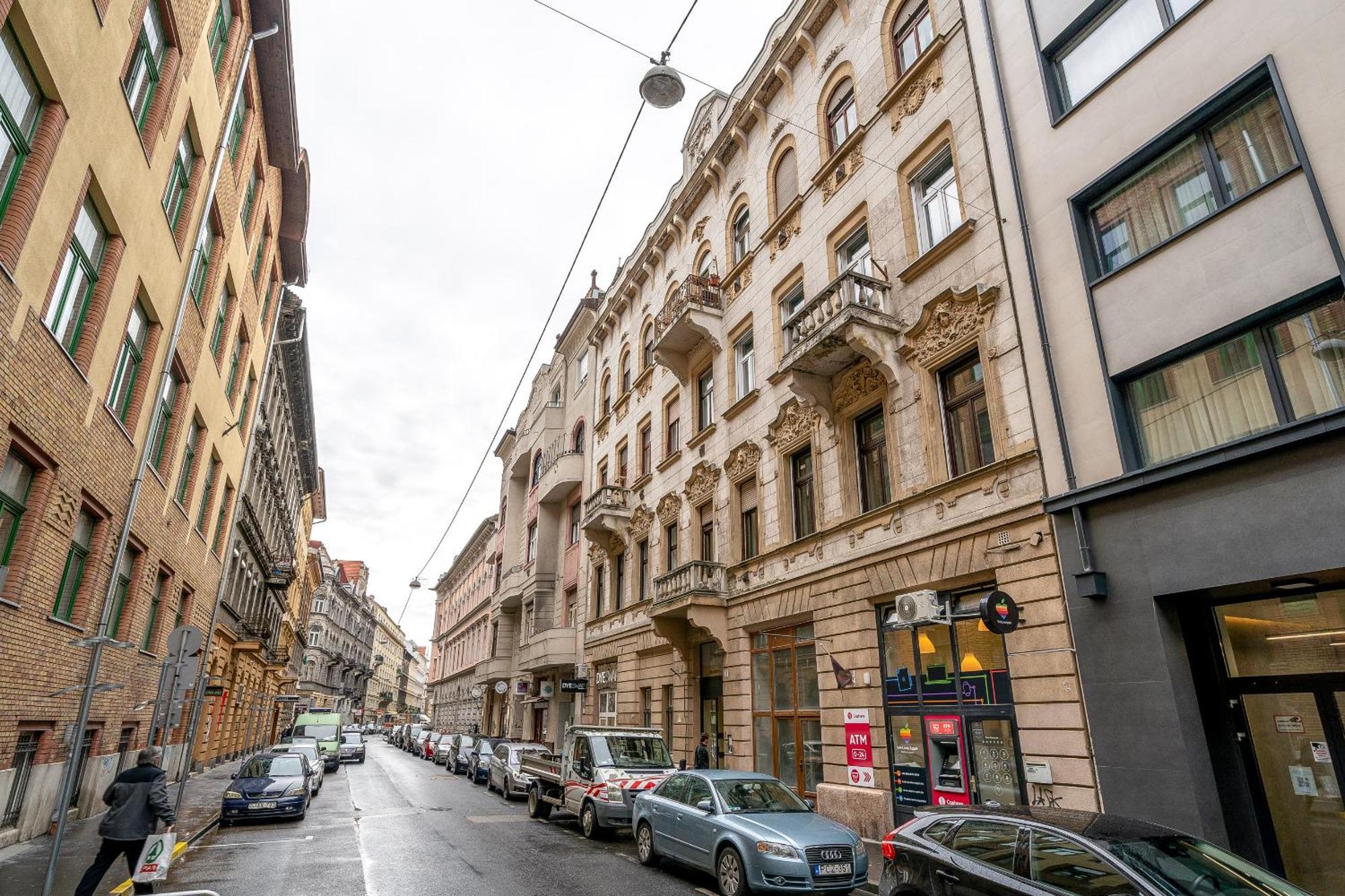 Budapest Magic Exotic In Downtown Luaran gambar