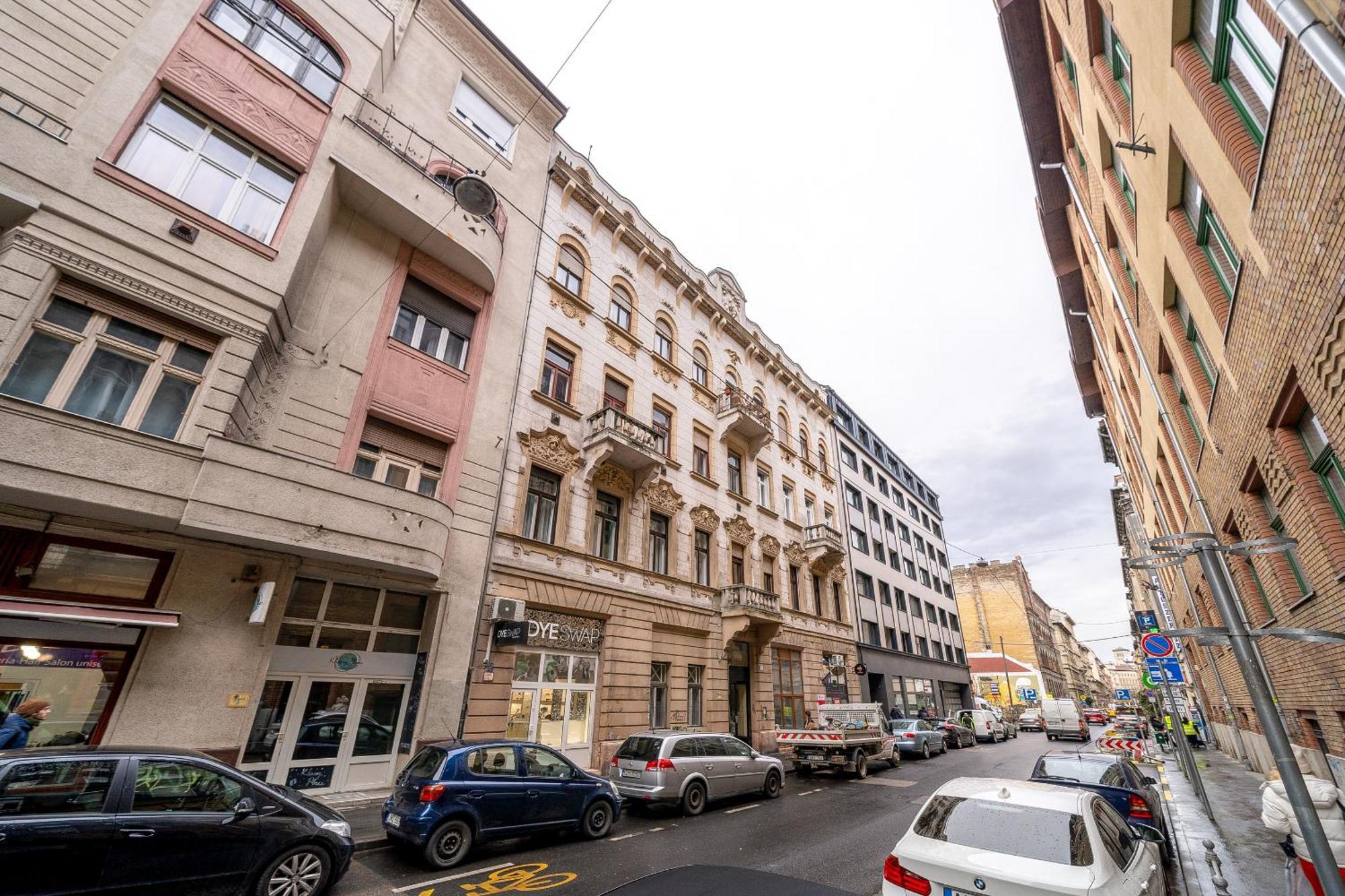 Budapest Magic Exotic In Downtown Luaran gambar