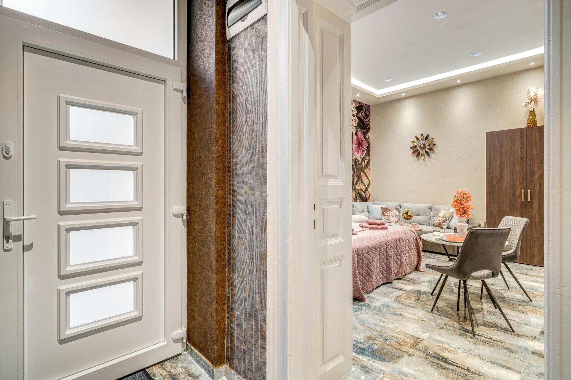 Budapest Magic Exotic In Downtown Luaran gambar